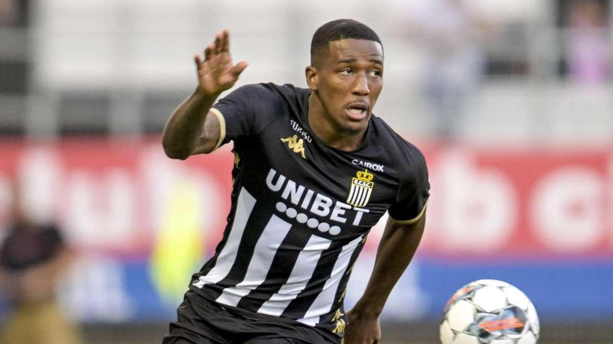 Mercato Verona: possibile interesse del club gialloblù per Tchatchoua