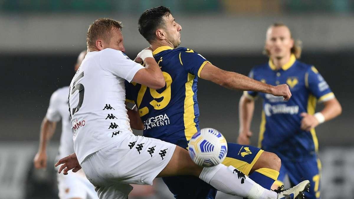 Corriere di Verona: "Benevento-Verona, le probabili scelte dei due allenatori