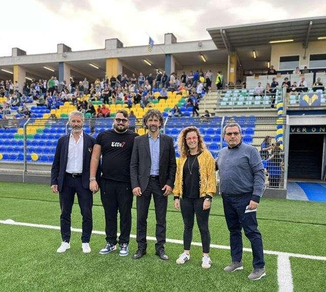 Calcio Femminile serie B, derby Hellas Verona Women-Chievo: presenze illustri in tribuna