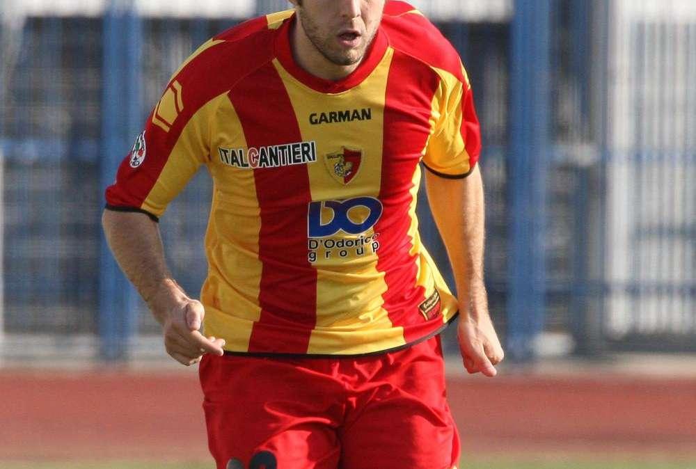 Matteo Abbate, con la maglia del Gallipoli