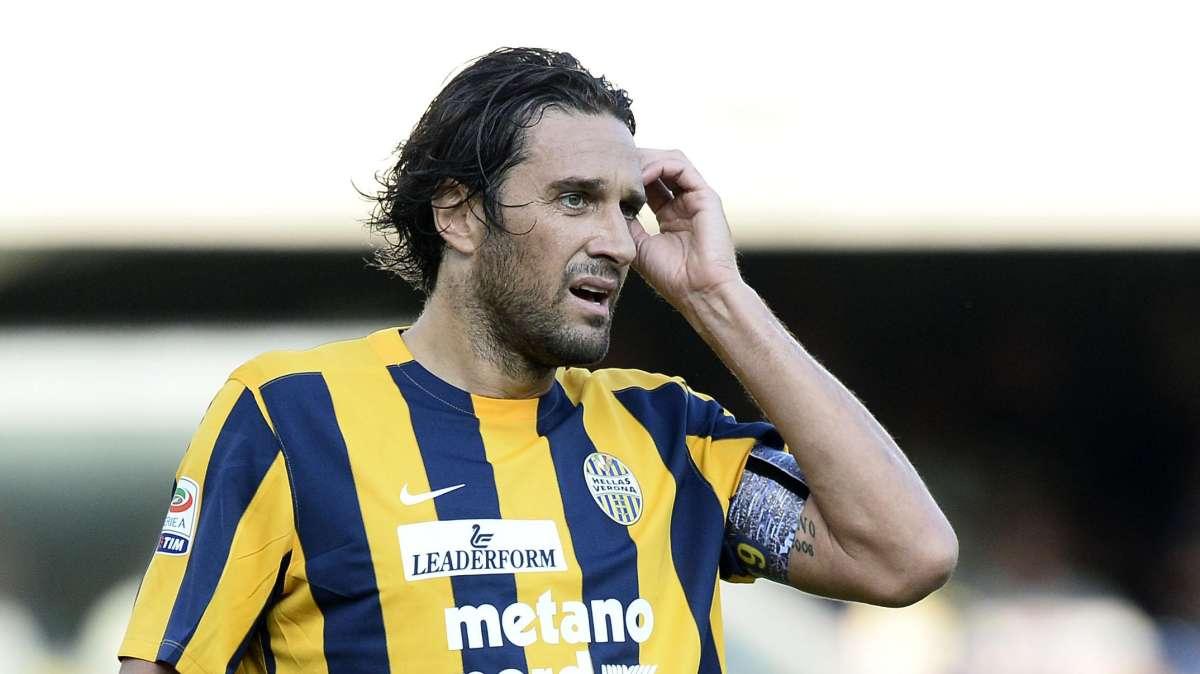 Il pallone racconta - Cagliari - Verona 1-2, vittoria firmata Toni e Juanito Gomez