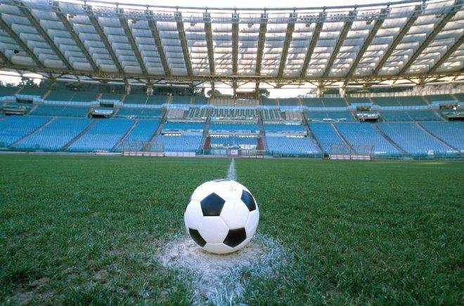 Corriere di Verona: "Contratti da tagliare oppure no? Per l'Hellas, domanda da 5 milioni"