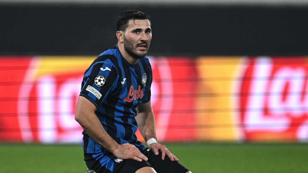 Atalanta: intervento chirurgico per Kolasinac, stagione finita