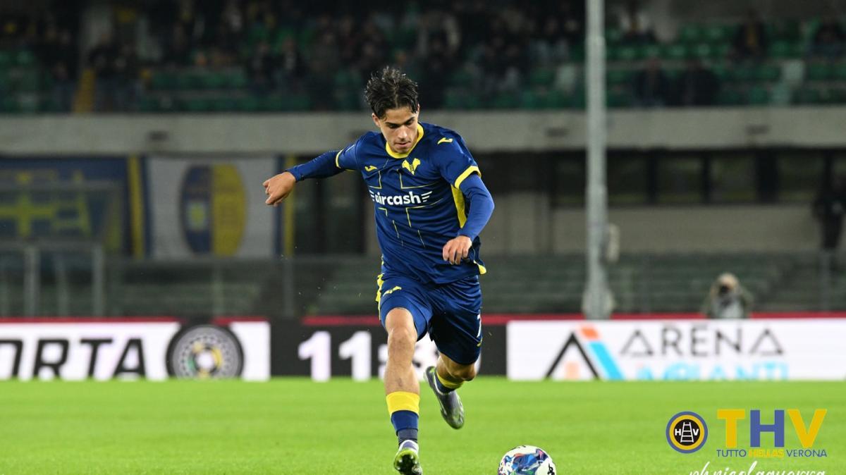 Verso Juve Stabia-Verona: si allunga la lista degli assenti, out gli infortunati Suslov e De Battisti e l'espulso Lella