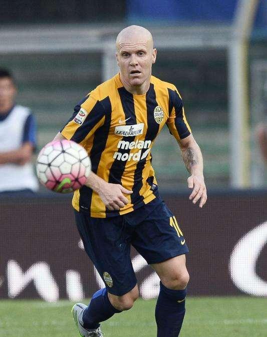 È subito super Hallfredsson! L'islandese punto cardine della squadra