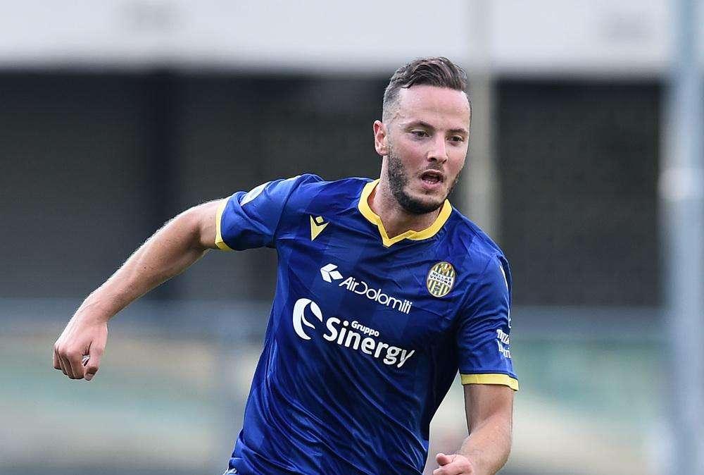 Rrahmani saluta l'Hellas: "Sarò sempre riconoscente al Verona. Una sola parola, grazie"