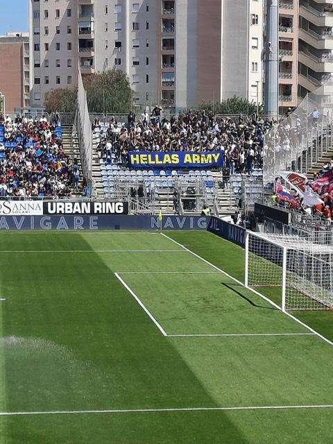Cagliari-Verona 1-2, i complimenti della stampa cagliaritana ai tifosi gialloblù