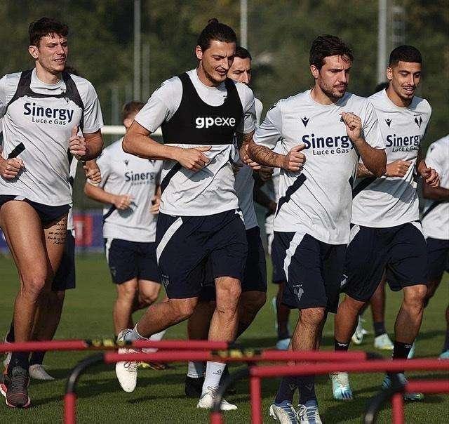 Hellas Verona: ripresa degli allenamenti con possesso palla e lavoro aerobico