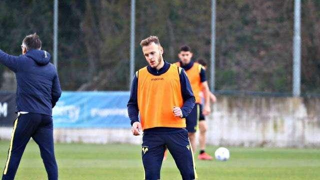 Hellas: dopo Crotone gialloblù subito in campo