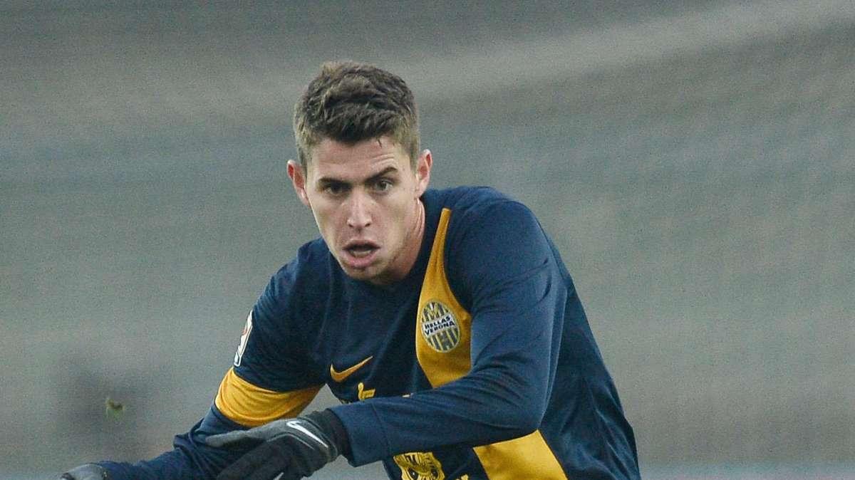 Strani amori: Jorginho-Napoli, è colpo di fulmine