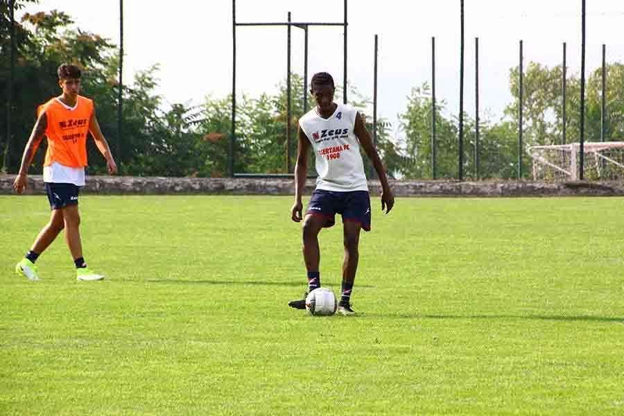 TMW: "UFFICIALE: Tesserato Yves Bationo. Giocherà in Albania"