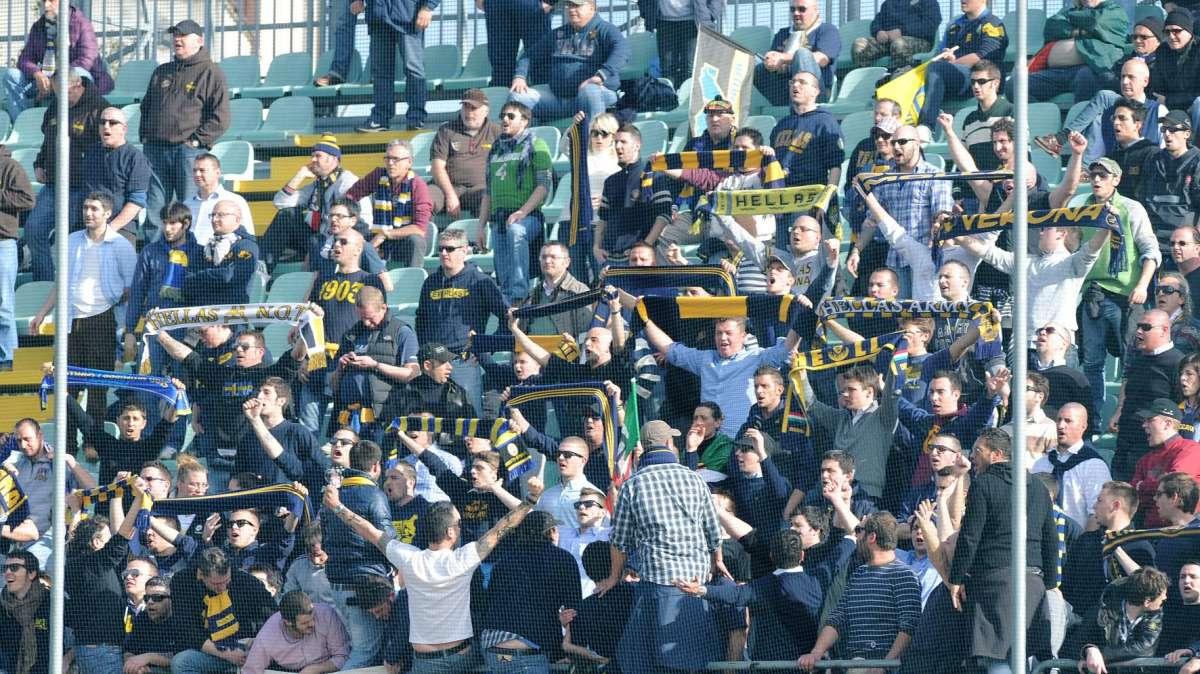 RIVIVI IL LIVE! Verona - Pro Vercelli, 3 - 1 Risultato finale! Tre punti d'oro per il Verona, ora secondo. La Pro Vercelli retrocede in Lega Pro
