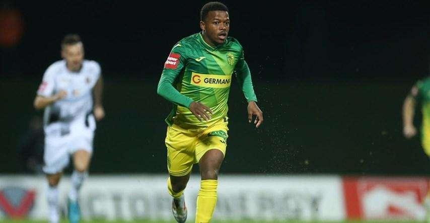 Mercato Verona: prosegue il pressing per il giovane Lekoueiry
