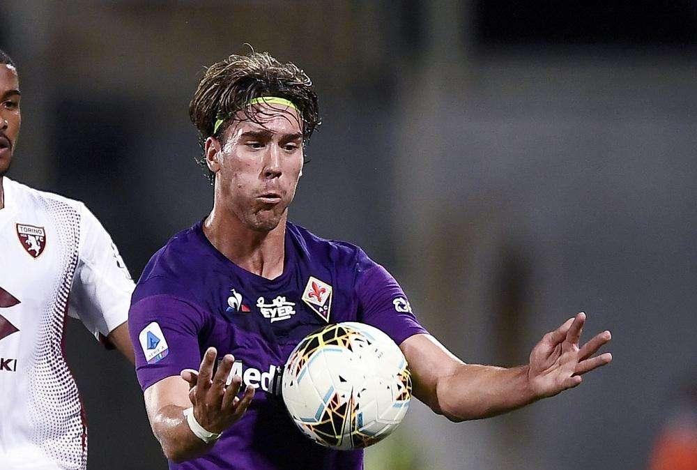 Asse Verona-Fiorentina, Ceccherini e Vlahovic restano nel mirino