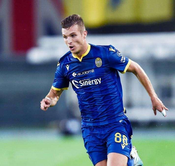Le Pagelle del Verona: Eurogol di Lazovic. I gialloblù espugnano il "Tardini" e conquistano tre punti d'oro.