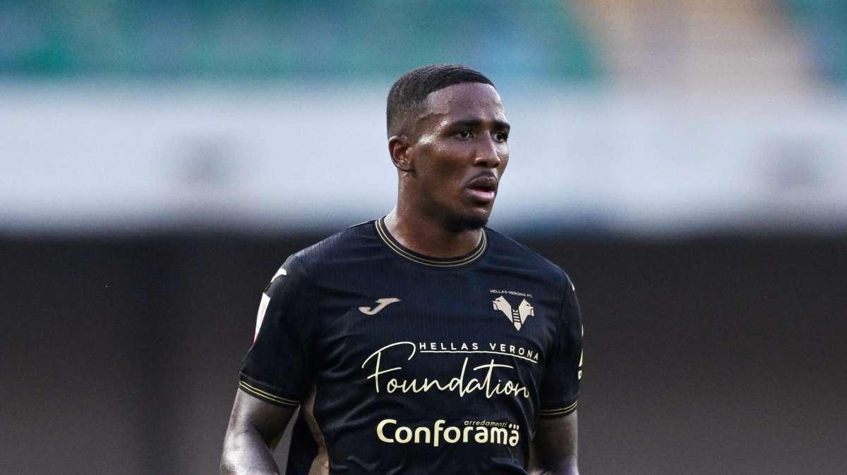Verso Verona-Fiorentina: sulle fasce ipotesi Oyegoke e Tchatchoua