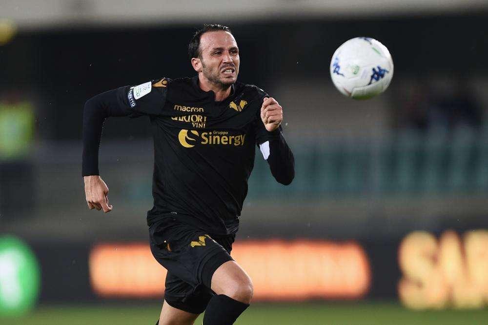 Le pagelle del Verona: Le firme di Pazzini e Lee sul 2-2 finale. Silvestri para un altro rigore. 