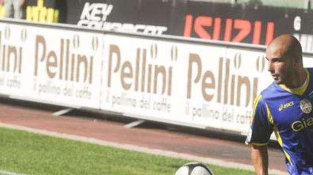 AG. BERRETTONI: "LECCE E LUMEZZANE INTERESSATE AL CALCIATORE"