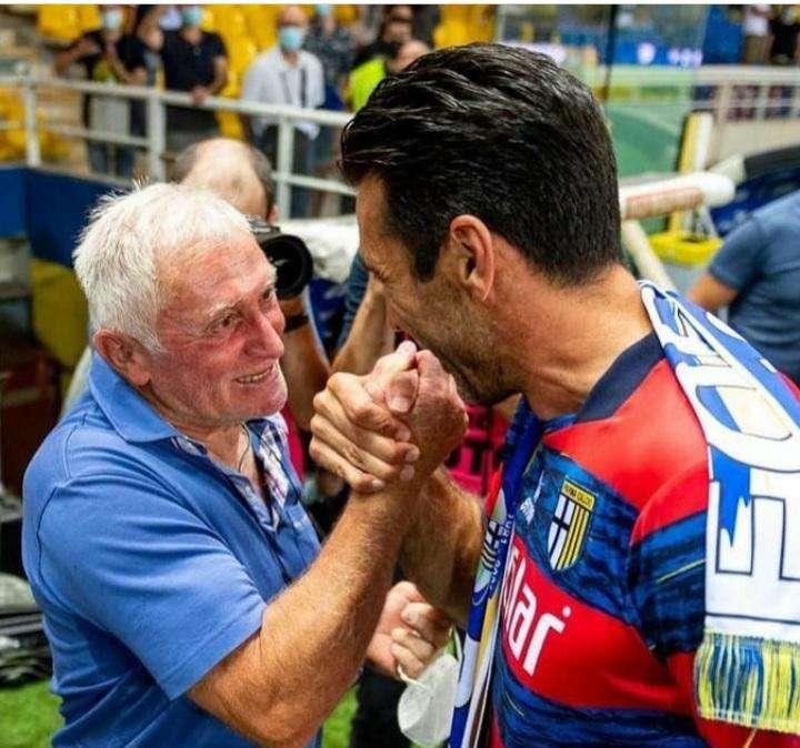 L'omaggio di Gianluigi Buffon all'ex gialloblù Ermes Fulgoni