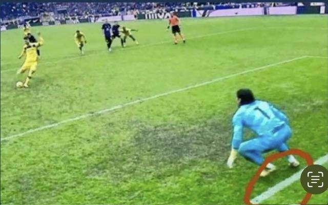 Inter-Verona 2-1: altro potenziale errore del VAR, il rigore di Henry andava forse ripetuto