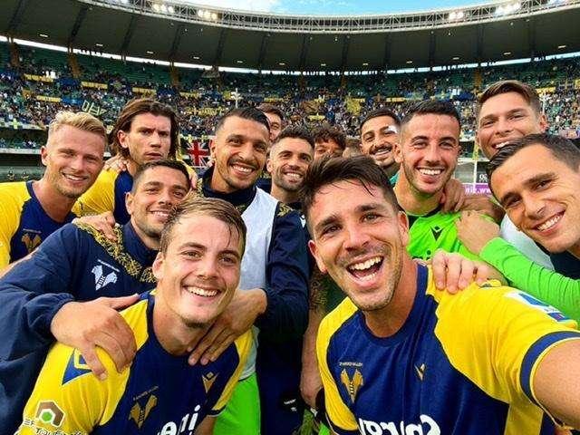 Verona-Spezia 4-0, la felicità dei gialloblù