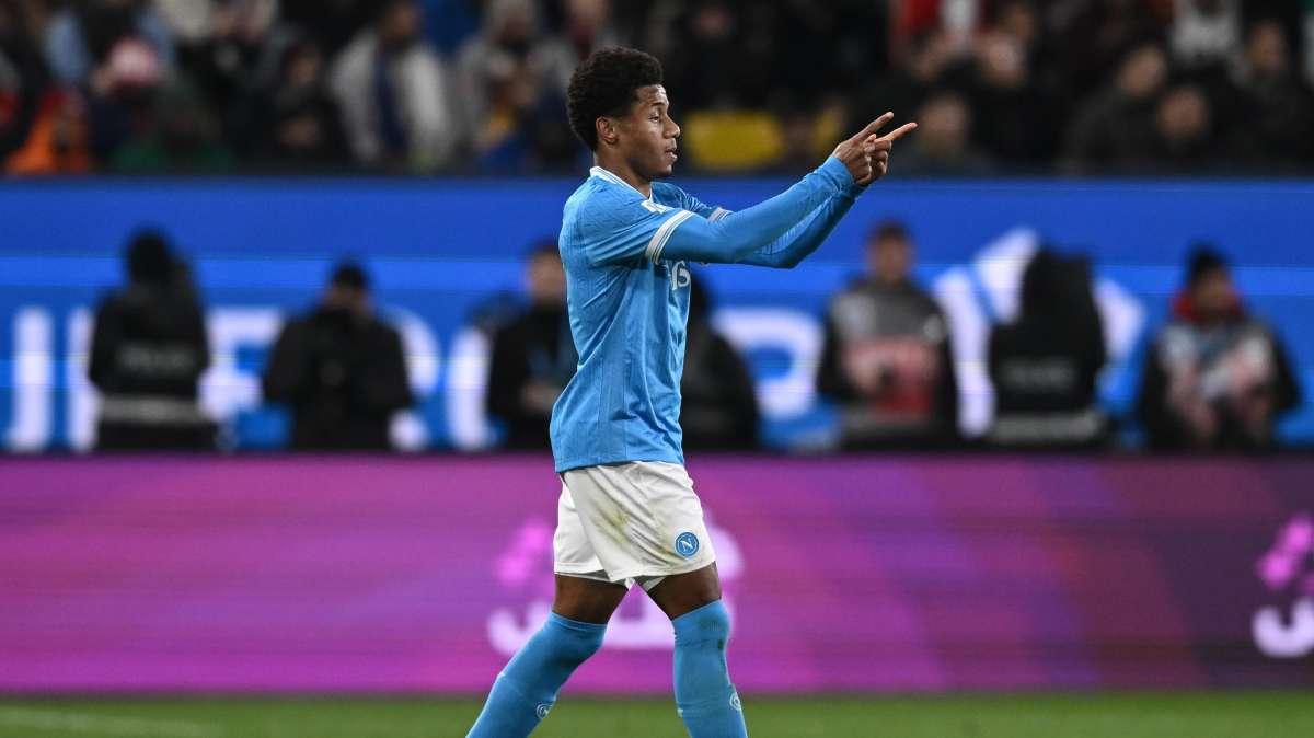 Napoli - altra tegola per Conte, almeno due mesi di stop per Neres