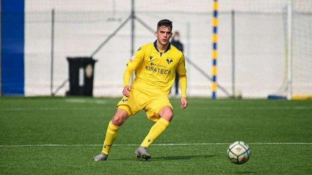L'Arena: "Passa la Lazio, al Verona gli applausi"