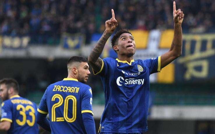Corriere di Verona: "Salcedo, il ginocchio ha fatto crack. Hellas a caccia di un nuovo bomber"