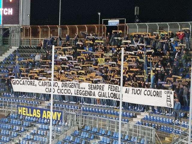 Atalanta-Verona 1-2, omaggio dei tifosi gialloblù per "Ciccio" Mascetti