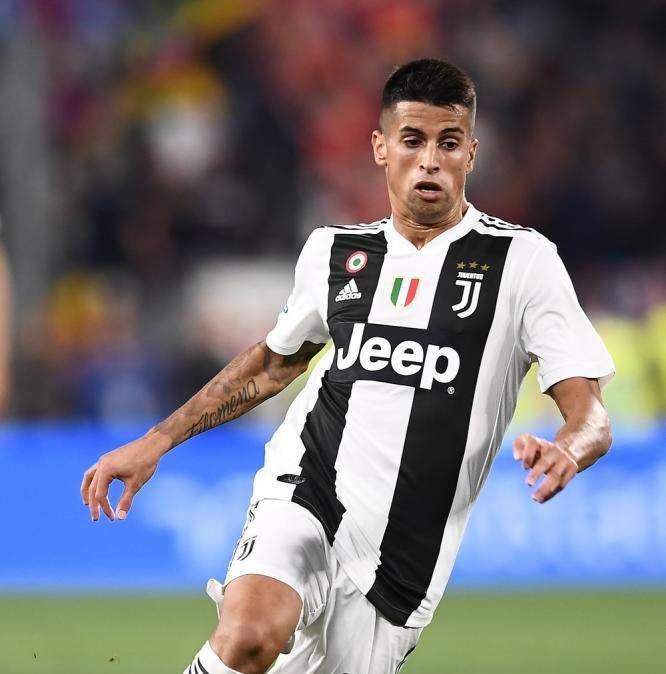 Capuano: "Cancelo da solo vale un buon 30% del prezzo del biglietto delle partite della Juve. E l'Inter..."