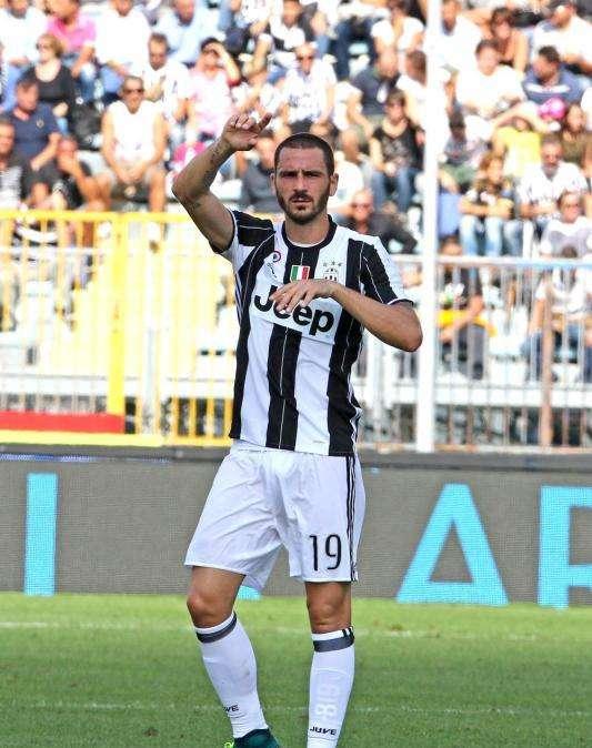 Sportitalia - Premier e Serie A, asse bollente