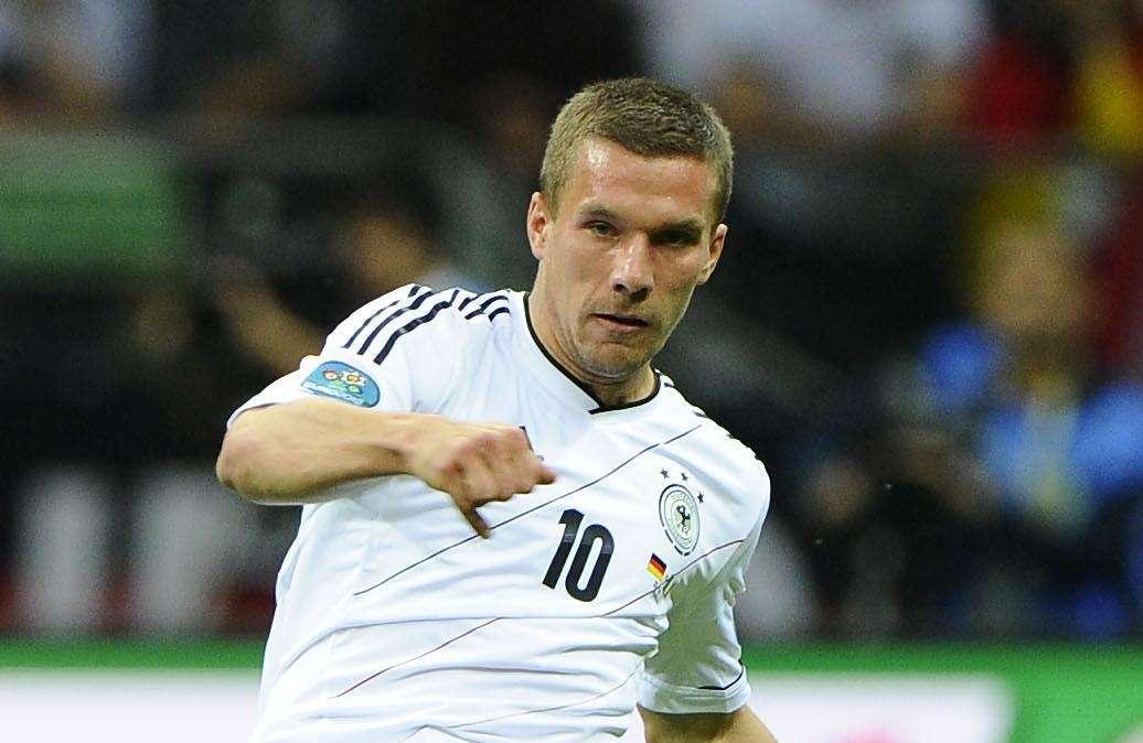 Agente Podolski: "Juventus? Valutiamo ogni proposta"