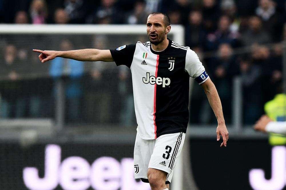 CHIELLINI a Repubblica: "Ripartenza? Se penso a 3 mesi senza tifosi mi passa la voglia, ma dobbiamo adattarci. Aspettiamo Higuain. Ecco perchè ho scritto 'odio l'Inter'. Sul mio futuro..."