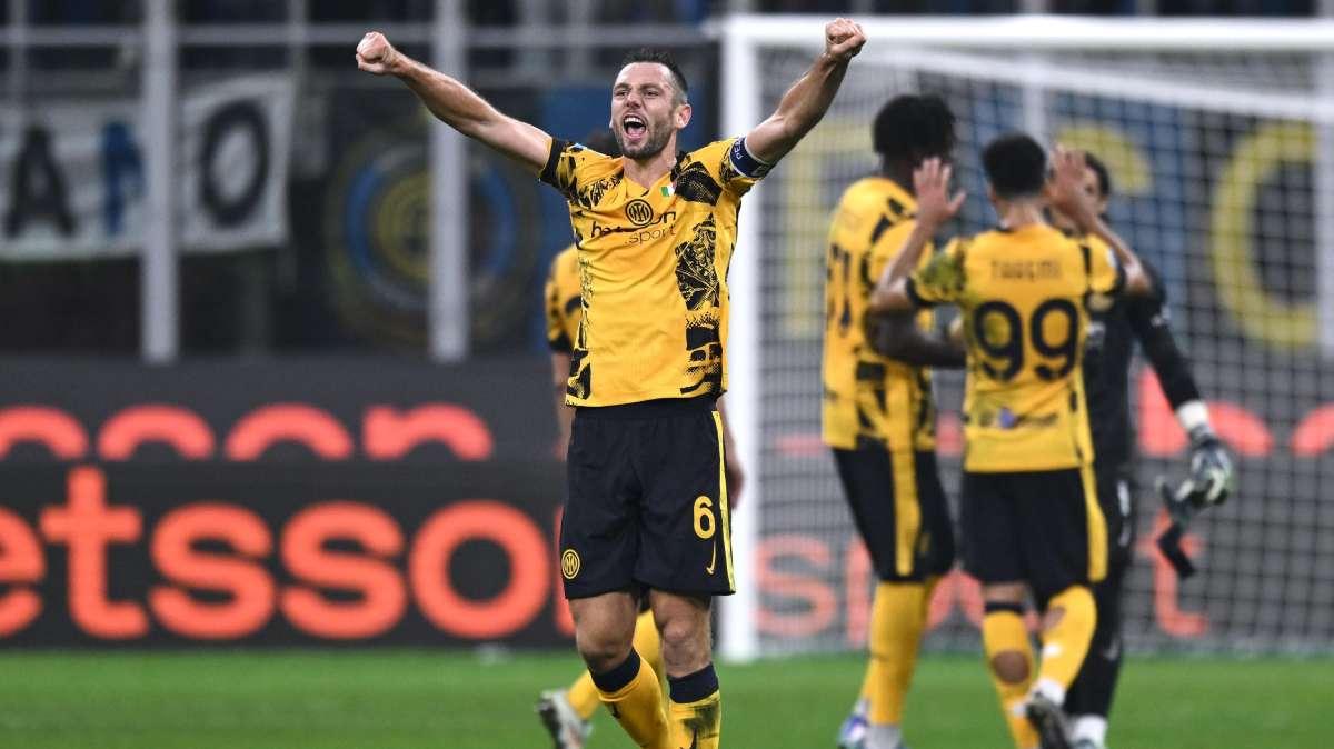 Serie A, l'Inter batte il Venezia col brivido e torna al secondo posto. La classifica aggiornata