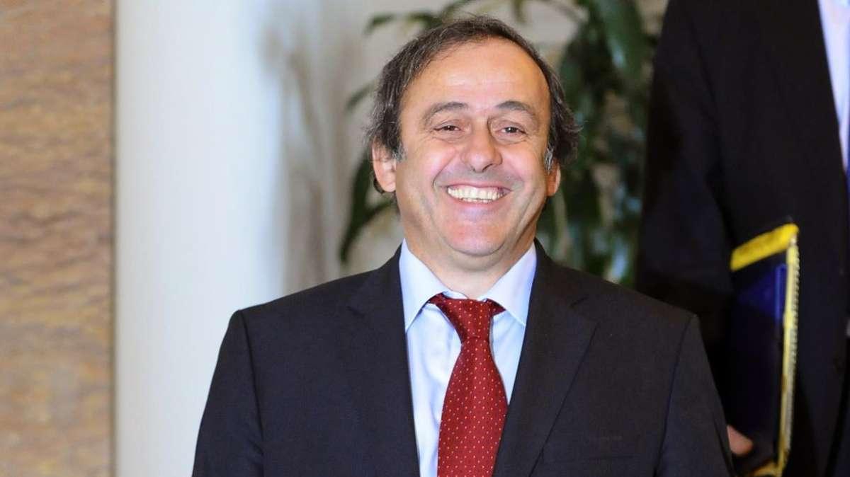 8 dicembre 1985 - Sul tetto del Mondo col divano invisibile di Platini