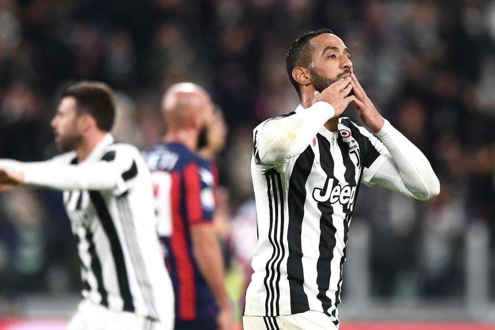 La Juve cala il tris al Crotone e avvisa la capolista 