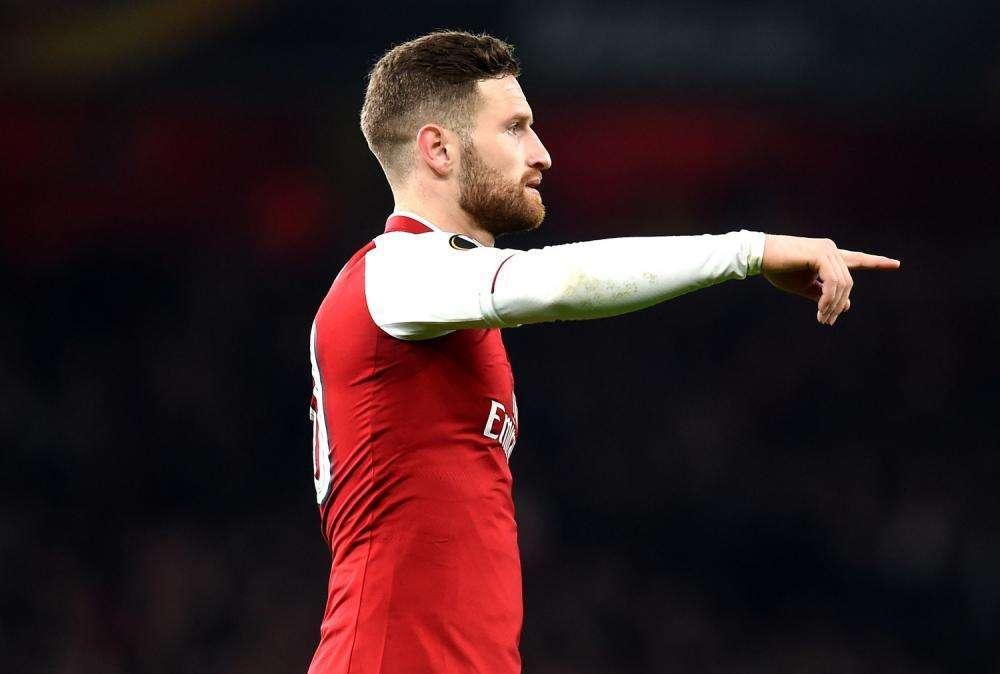 Dall'Inghilterra: "Mustafi balza in pole per la difesa della Juventus, è l'alternativa a Godin"