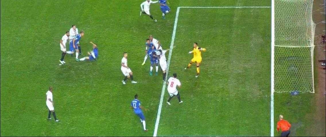 LIVE TJ - SIVIGLIA-JUVENTUS 1-3, gli uomini di Allegri vanno agli ottavi di Champions con una giornata d'anticipo, Siviglia superato in classifica