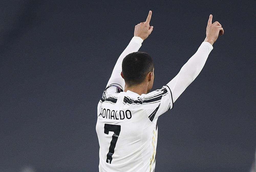 Latagliata: "Una Signora immatura e i "capricci" di CR7. Pirlo è già alla melina"