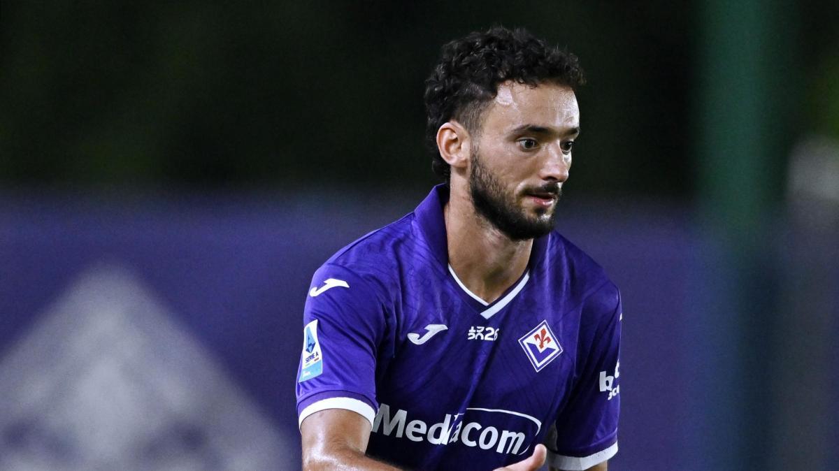 Fiorentina ecco i numeri di maglia: Joao Mario prende il 17, Kean il 9, Mastantuono il 30