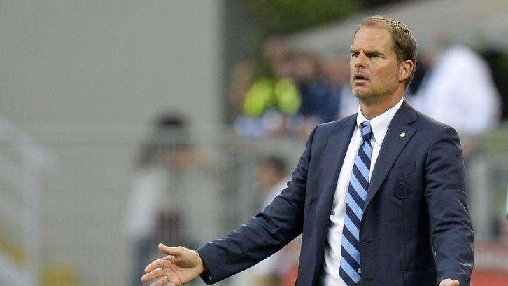 De Boer su Brozovic: "Un segnale al gruppo. Decisione condivisa con la società"