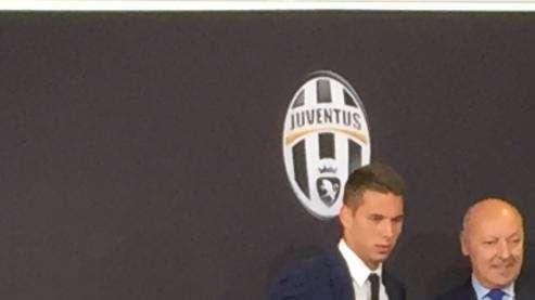 PJACA A SKY: "Higuain grande giocatore, ci aiuterà a vincere. Pjanic ottimo regista. Benatia grandissimo difensore. Tutti sanno quanto è forte Alves. Volevo la Juve" 