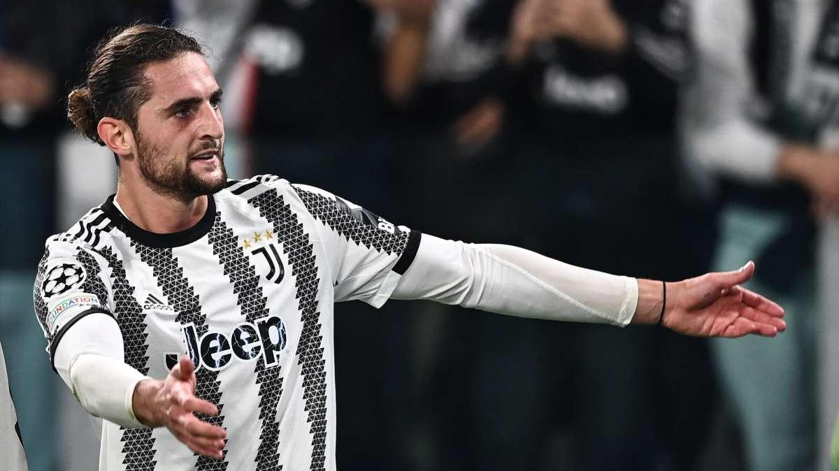 La Juventus consola Rabiot: "Grande Mondiale, bravo Adrien" 