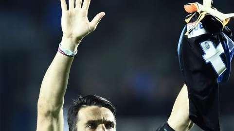 LIVE TJ - BUFFON: "Il pari di ieri ci farà bene. Del Piero unico per la Juve. Ecco cosa ho confessato al Presidente..."