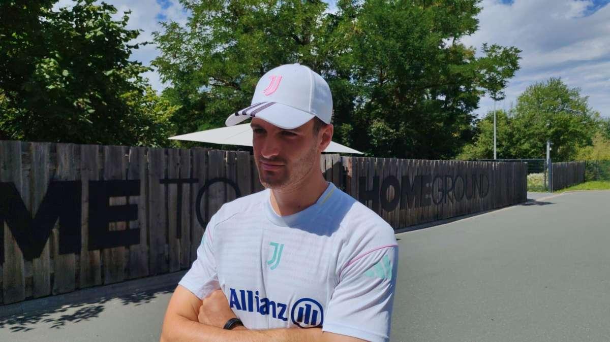 LIVE TJ - GATTI: “Spero che Vlahovic resti. Lo stemma della Juventus ha un blasone enorme e ti impone di vincere” 