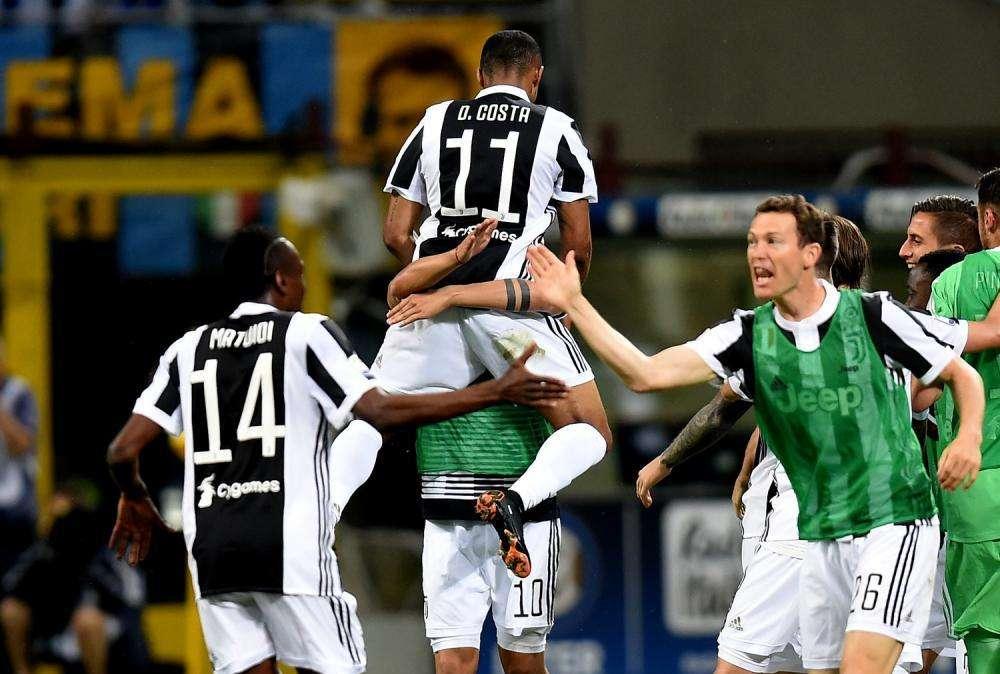Sportmediaset - La Juve prepara la festa scudetto con i suoi tifosi: potrebbe tornare il giro con il bus scoperto 