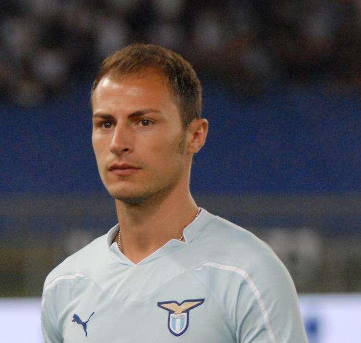 Juve, Radu non arriva: resta alla Lazio 