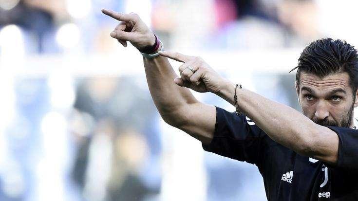 BUFFON al Der Spiegel: "Rimpiangerò i Mondiali per tutta la vita. Il futuro? Probabilmente smetterò, ma..."