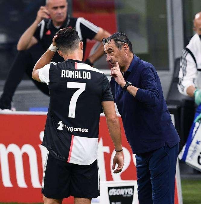 Ed ora vogliono cambiare il regolamento, fanno bene? E qualcuno sottolinea il fallo su Dybala....
