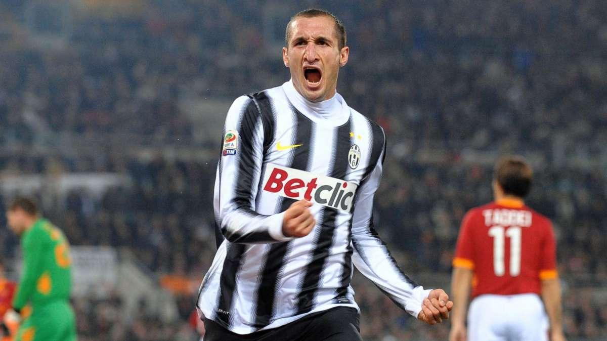 CHIELLINI: "L'obiettivo è restare in testa. Domenica spero di giocare centrale"
